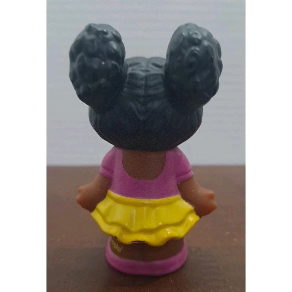 Fisher Price Little People African American Tessa Pink Shirt Yellow Skirt 2012
